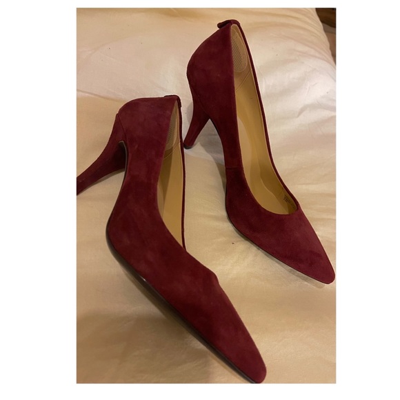 Never worn high heels - Picture 2 of 3